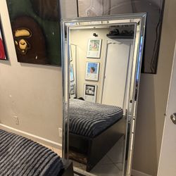 Body Mirror 