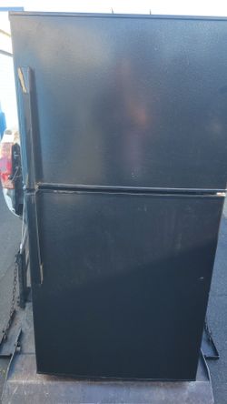 REFRIGERADORES LAVADORAS Y SECADORAS ESTUFAS DIFERENTES PRECIOS SE HACE ENTREGAS