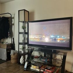 Sharp TV 720p And Tv Stand 