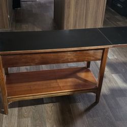 Table With Foldable Sides