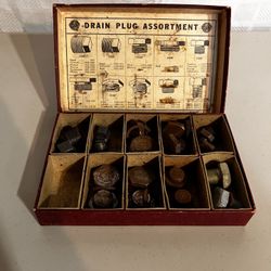 Vintage AMCO “1927” To “1953” Drain Plug Assortment Box & Plugs