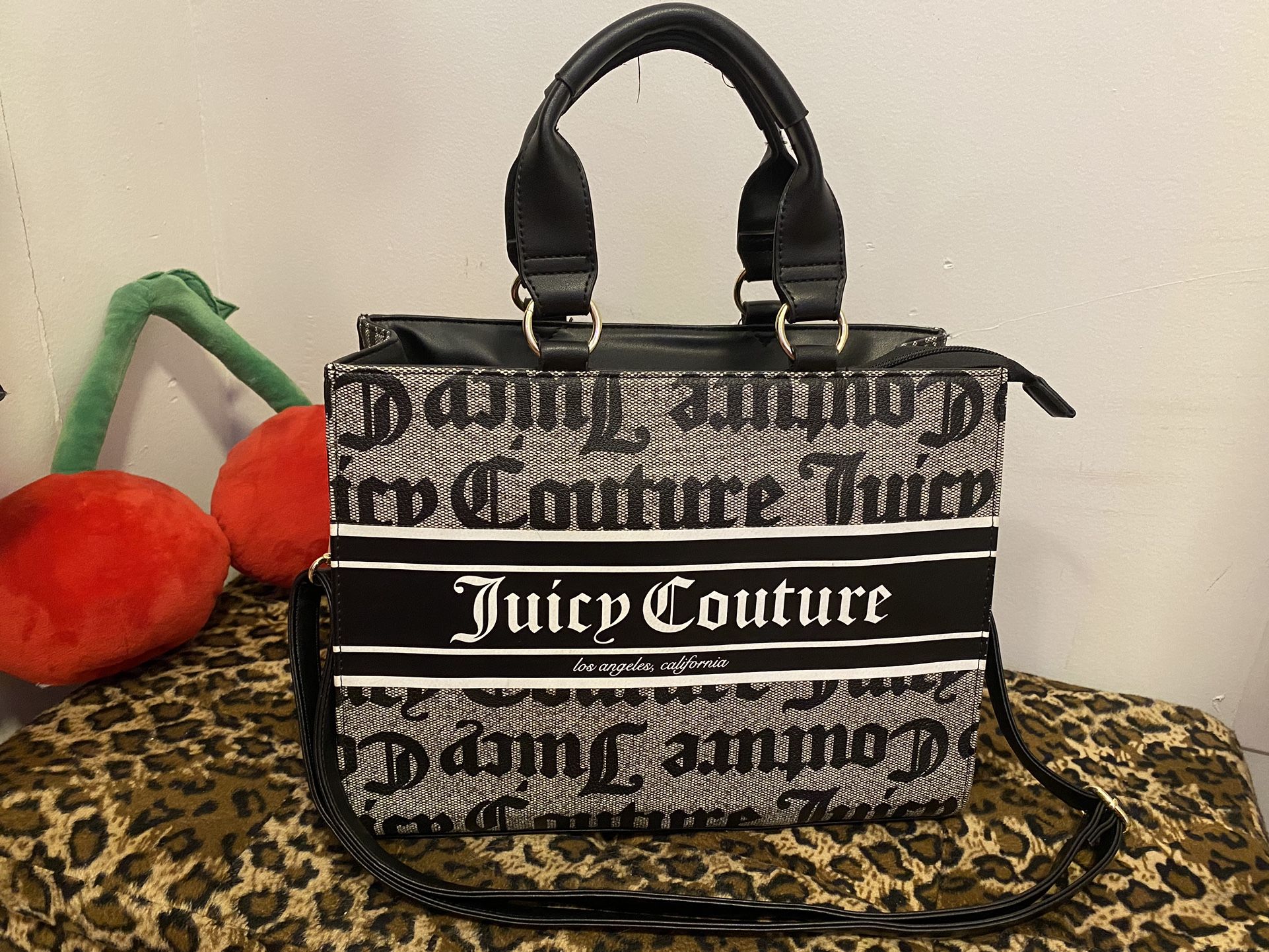 Juicy Couture bag/purse woman