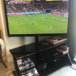 Entertainment Center With Matching Shelves 