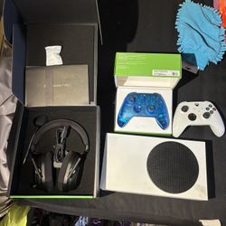 Xbox Series S With Extras 