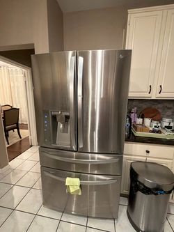 LG 4 door refrigerator