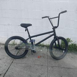 Primo BMX Bike