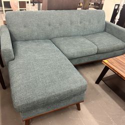 Like New Hm Richards Reversible Sectional Couch 