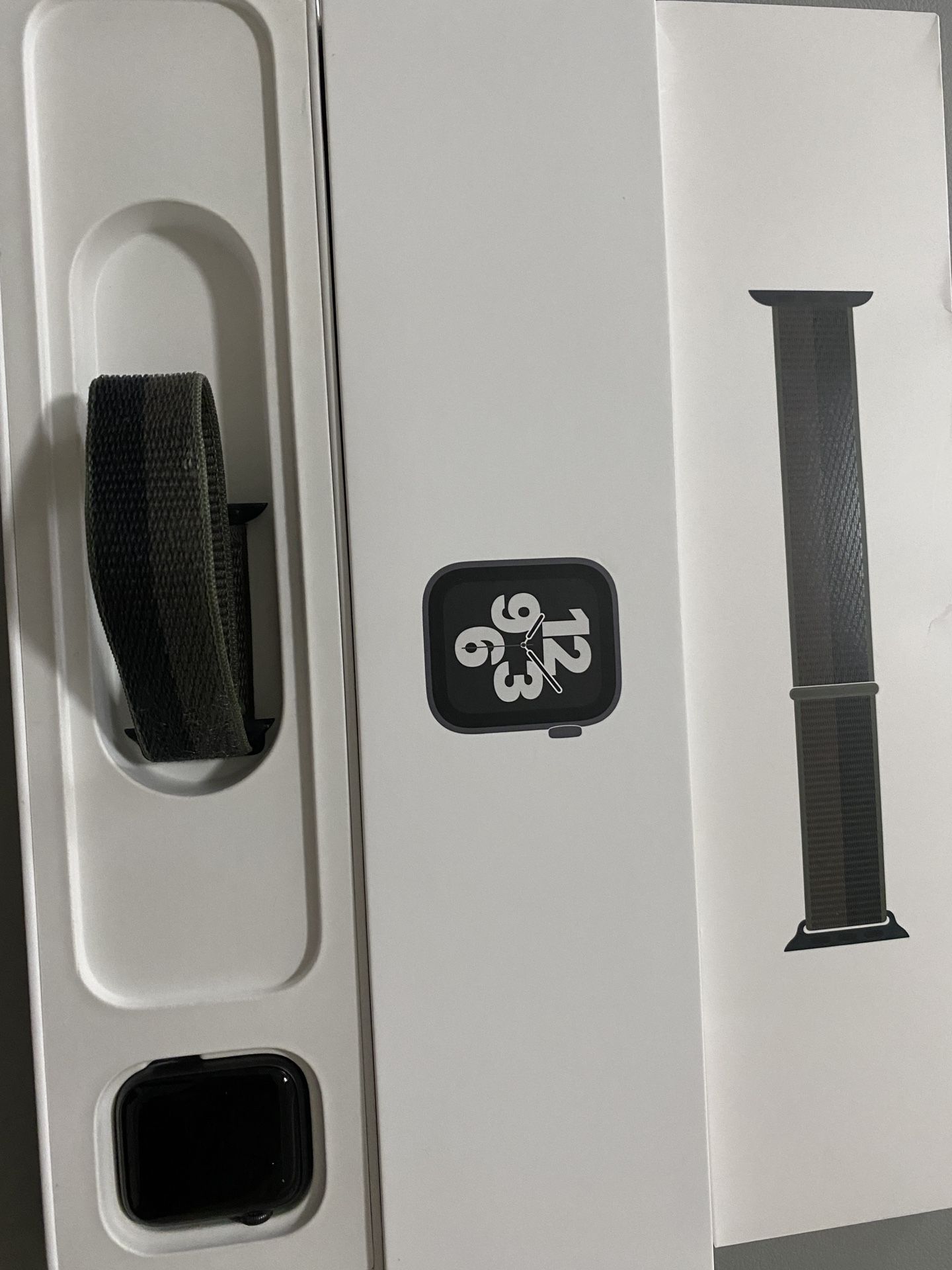 Apple Series SE 40mm