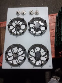 GE Profile 4-Burner Gas Cooktop