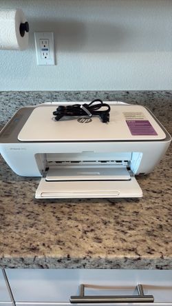 Like New HP DeskJet Printer w/ new black ink