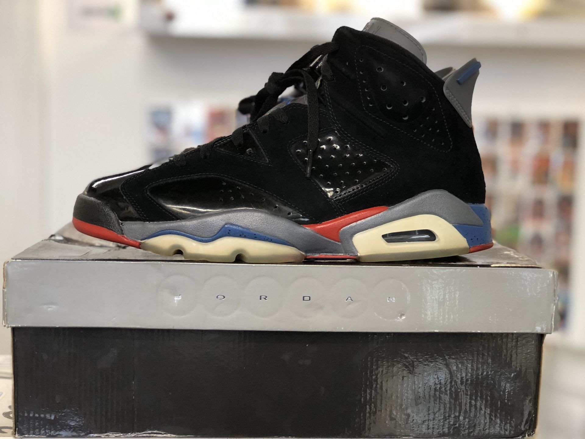 AIR JORDAN 6 RETRO x PISTONS