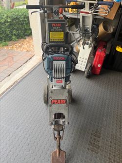 Bosch Professional GSH 16 Demolition Hammer with PEARL Easy Hammer Cart – Heavy-Duty Concrete Chipping Tool