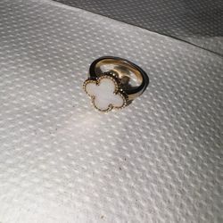 VAN CLEEF ALHAMBRA RING 