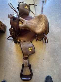 Saddle 4B - Beautiful. See Pictures.