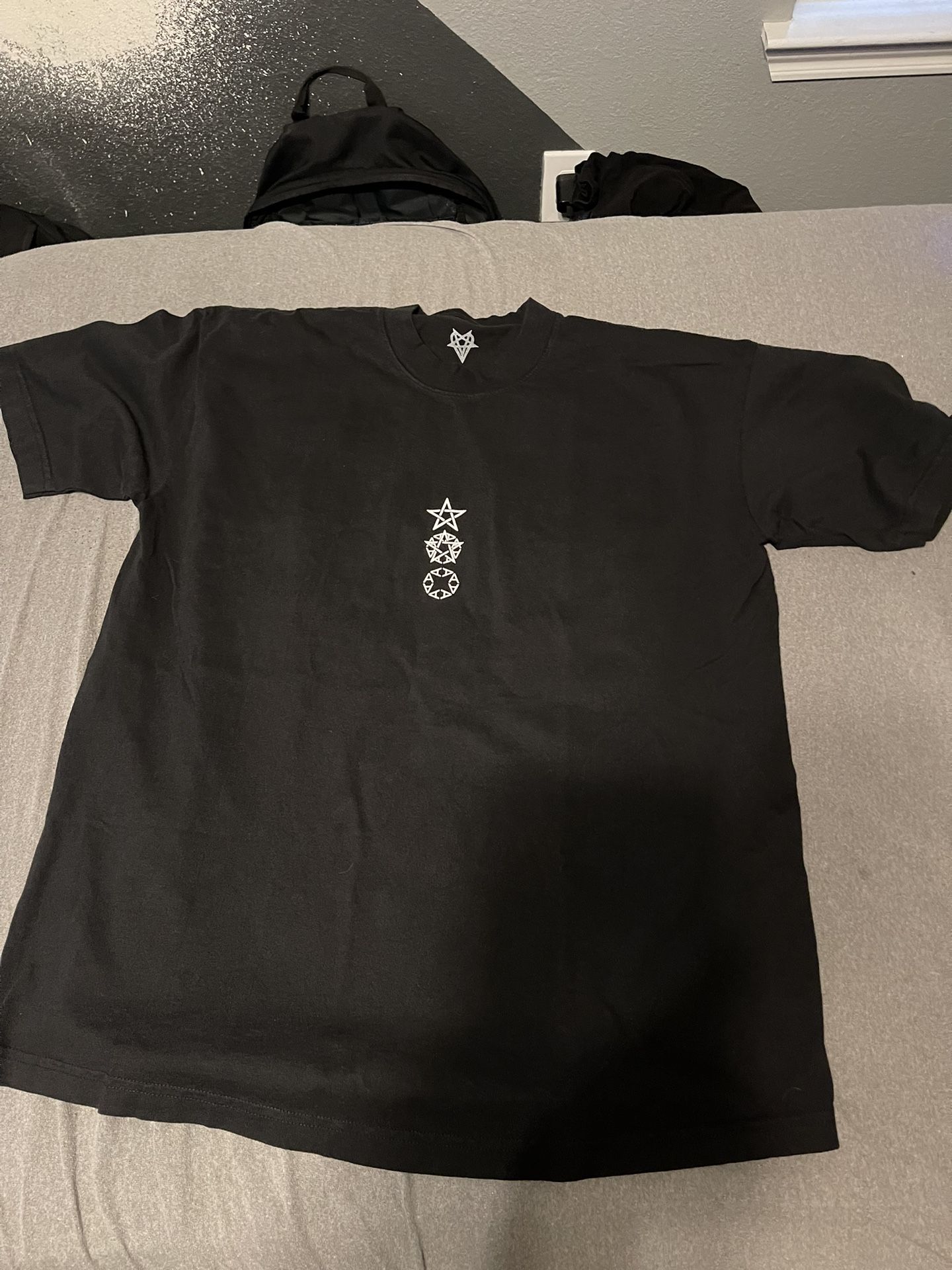 Destroy Lonely Alyx 2nd Leg Tee camping.com
