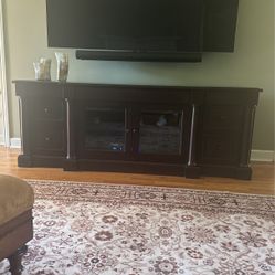 TV Console Solid Wood Excellent Condition