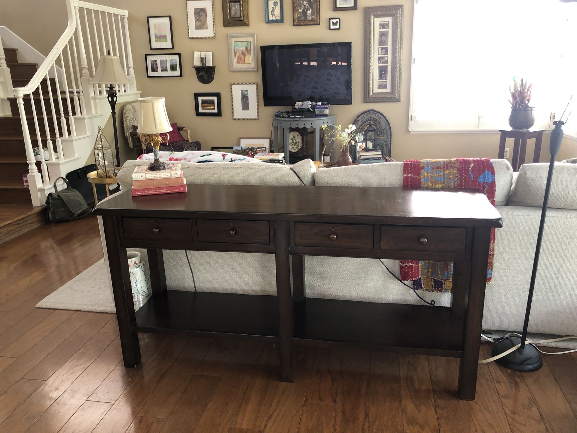 Sofa Table 