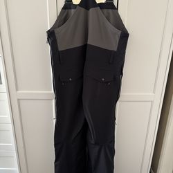 Dakine Men’s Snow Bib Scout Bib All Are Size XL and have 10 available in 3 different colors. All are new with tags. MSRP of $275. Im selling each for 