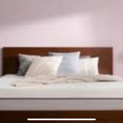 King Sealy Postherpetic Hybrid Memory Foam Mattress. I Can Also Deliver.