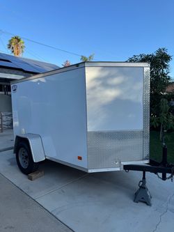2021 Enclosed Trailer 5x8