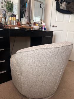 tj maxx/homegoods chair