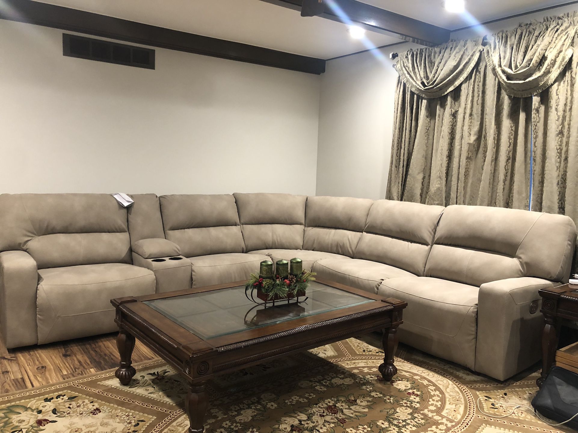Brand New 6 Piece Sectional 