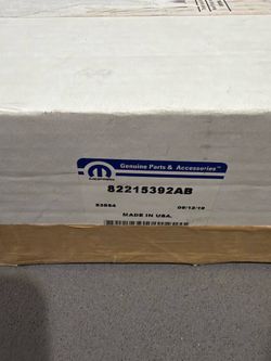 Mopar Sun Bonnet for Jeep JL