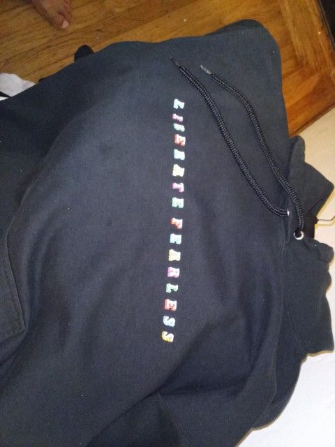 NEW Hoodie & Tshirt(s) 