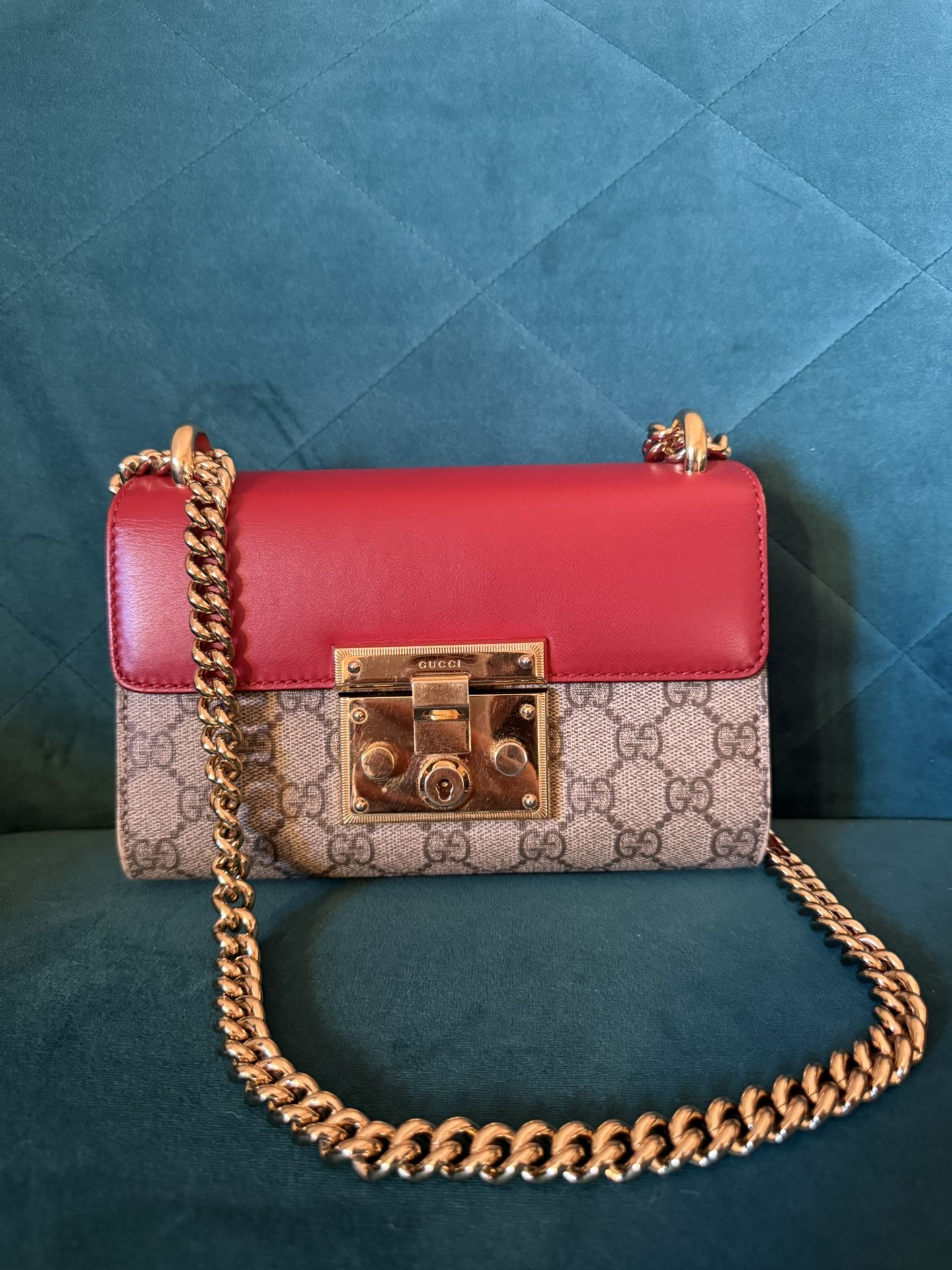 Auth GUCCI Padlock Small GG Supreme Chain Crossbody / Shoulder Bag