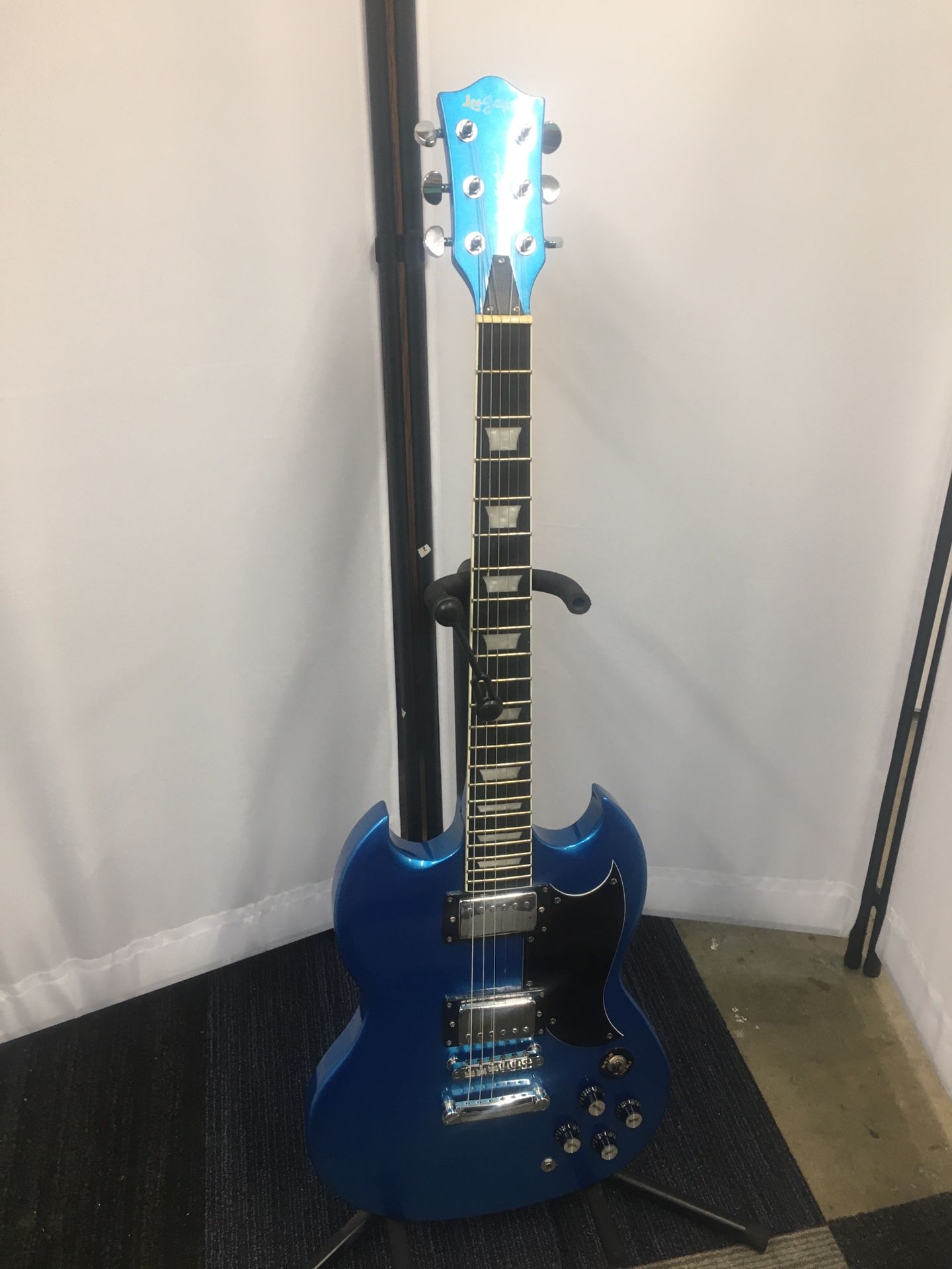 Sg Style Guitar