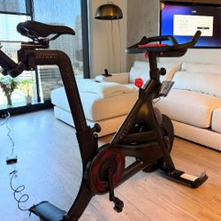Peloton Bike+