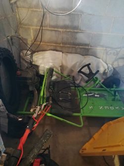 Go-kart that is a antique still runs to this day $400