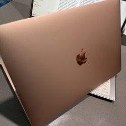 MacBook Air (2020) 