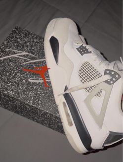 Military black Jordan 4 size 9.5