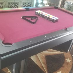 🚨POOL TABLE BRAND NEW 84 X47