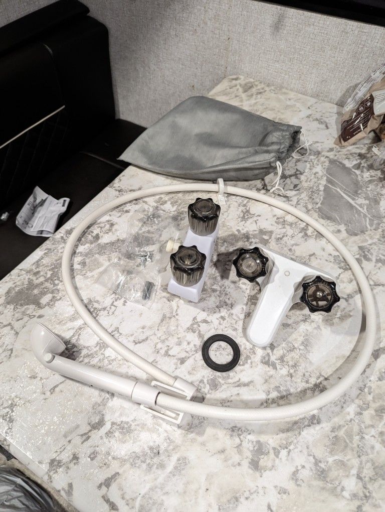 RV Shower And Bath Plumbing Fixtures 