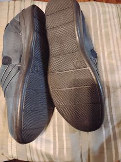 Women's shoes