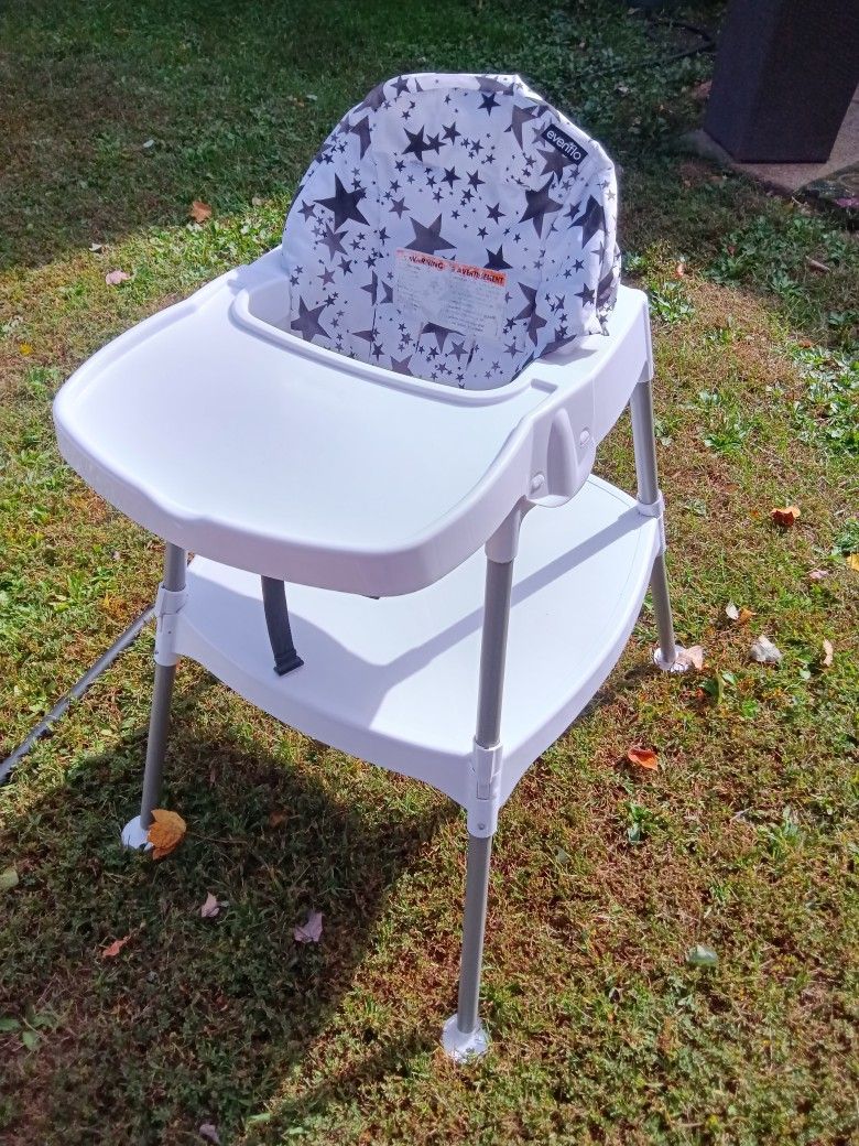 E V E N I F L O / Baby Feeding Chair