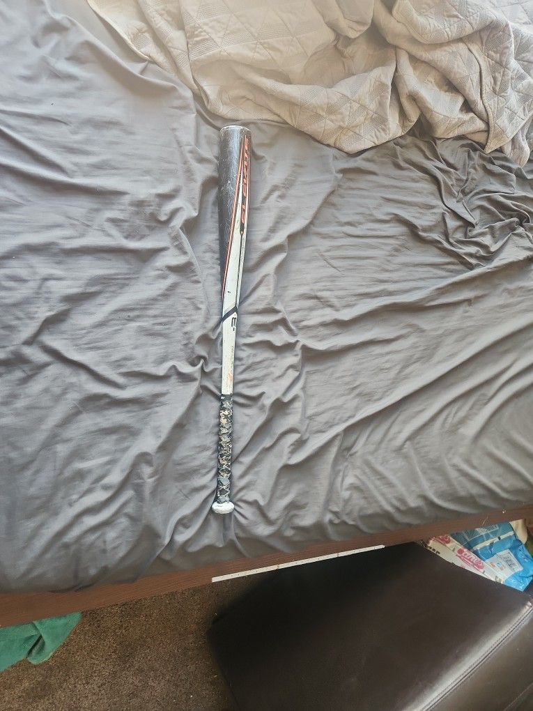 Easton Elevate Bat