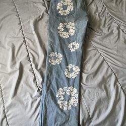 Denim tears 10/10 condition no rips can wash and will come out brand new, the purple jeans are brand new never worn