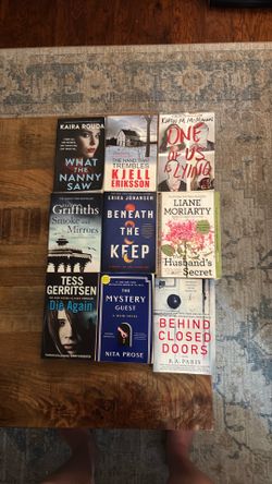 Women’s mystery books