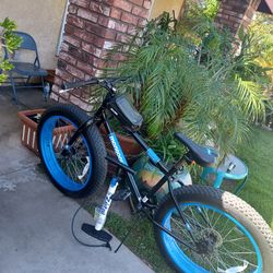 Mongoose Domolite  fat tire bike,  like new!