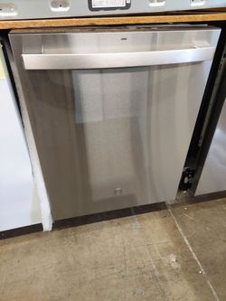 GE Top Control Dishwasher