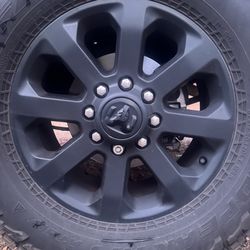 Ram 2500 night edition  Matte Black