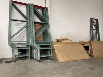 Heavy Duty Racks - Warehouse Racks - Shelves 