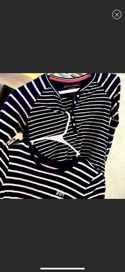 2 Shirt Bundle 25$ Abercombie Kids 