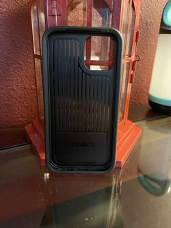 iPhone 12/12 Pro Otter box Case