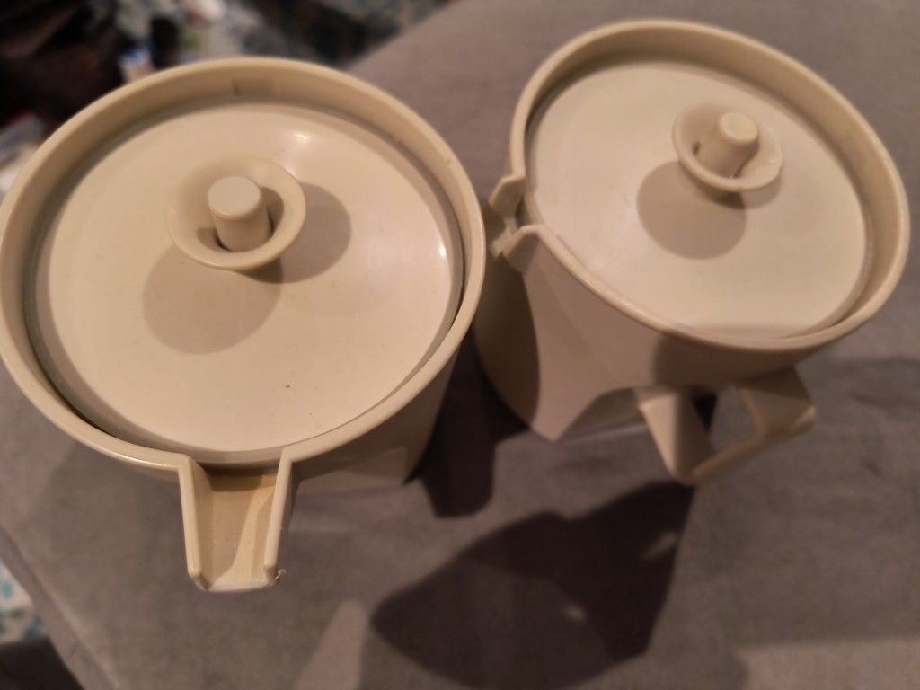 Tupperware Sugar And Creamer, Vintage, Pre-owned.