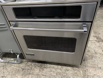 Viking 30” single wall oven in stainless steel electric