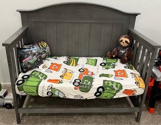 Crib/Toddler bed